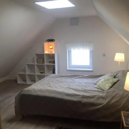 Samodzielny Dom Przy Lesie *