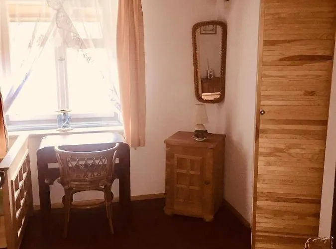 Samodzielny Dom Przy Lesie